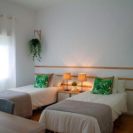Real Beds Madrid Bed and Breakfast Exteriör bild