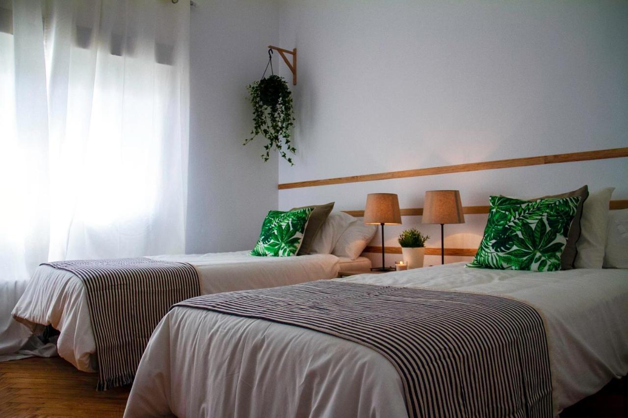 Real Beds Madrid Bed and Breakfast Exteriör bild