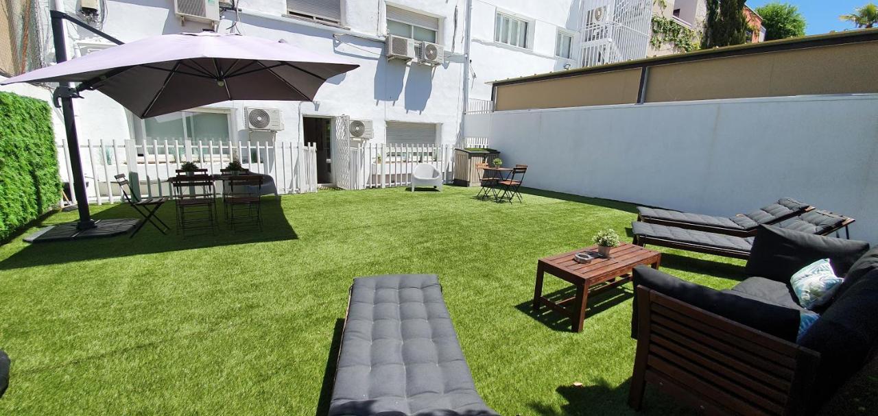 Real Beds Madrid Bed and Breakfast Exteriör bild